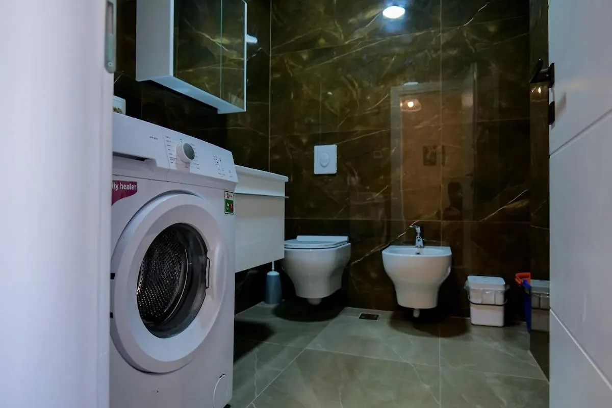 Tulips Apartment Dıraç
